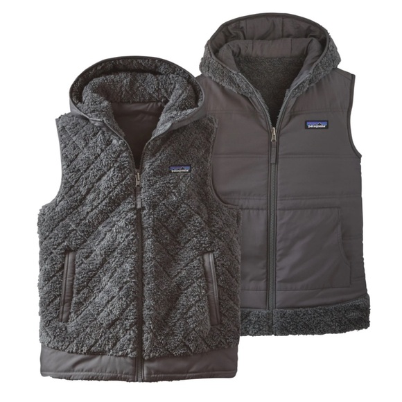 Patagonia Jackets & Blazers - Patagonia Woman’s Los Gatos Hooded / reversible Vest. EUC size medium